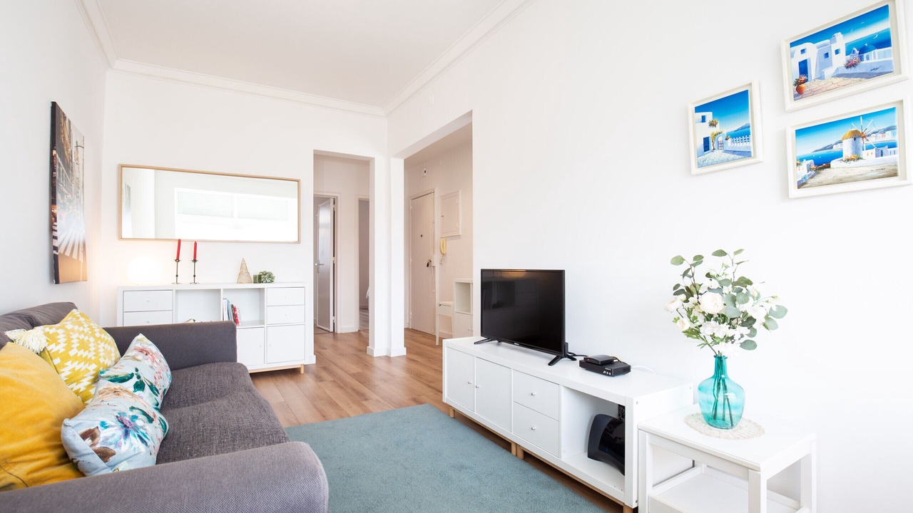 Photo of Livingroom in Linda-a-Velha