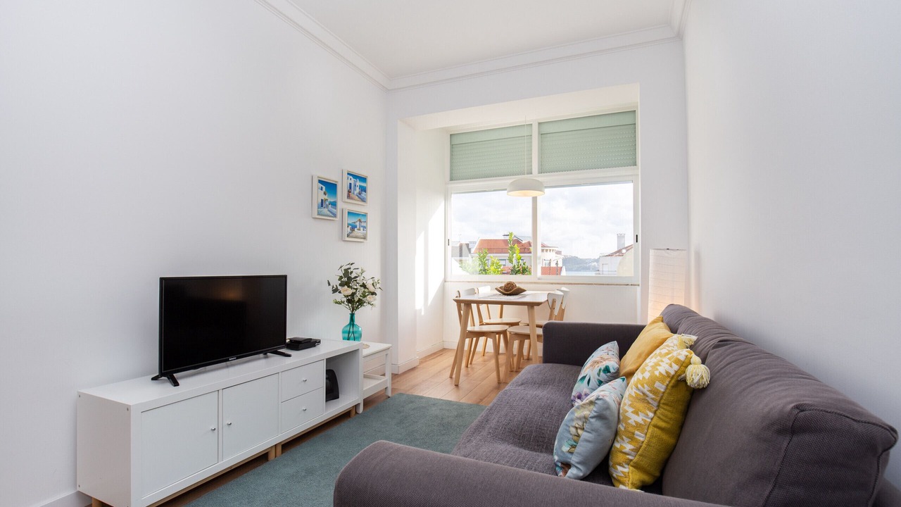 Photo of Livingroom in Linda-a-Velha