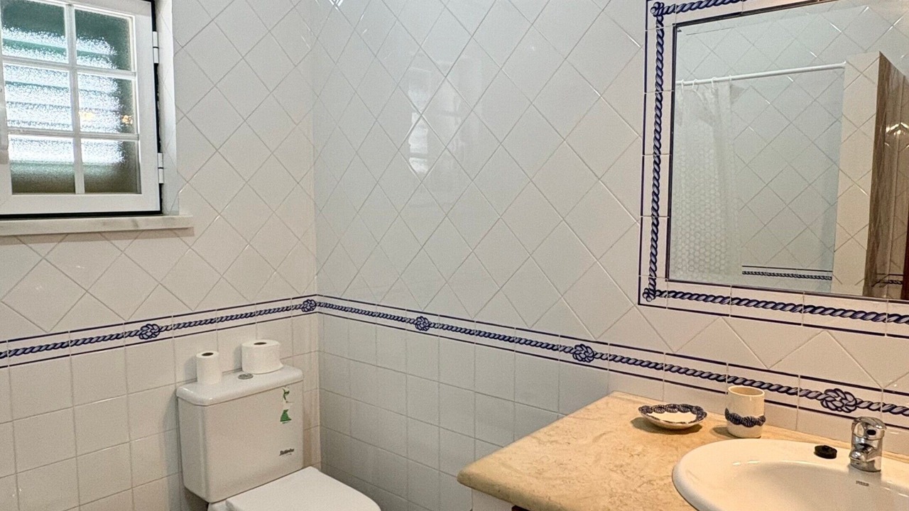 Photo of Bathroom in Almograve