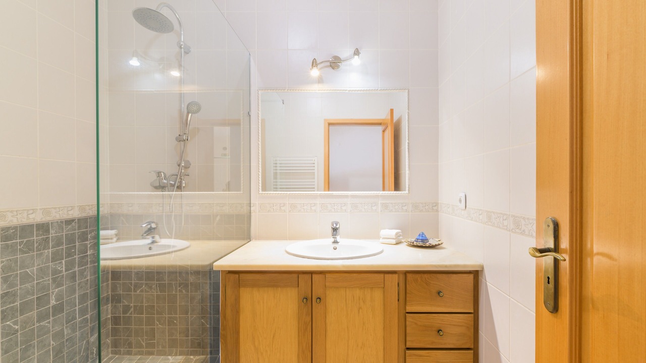 Photo of Bathroom in Vila Nova de Milfontes