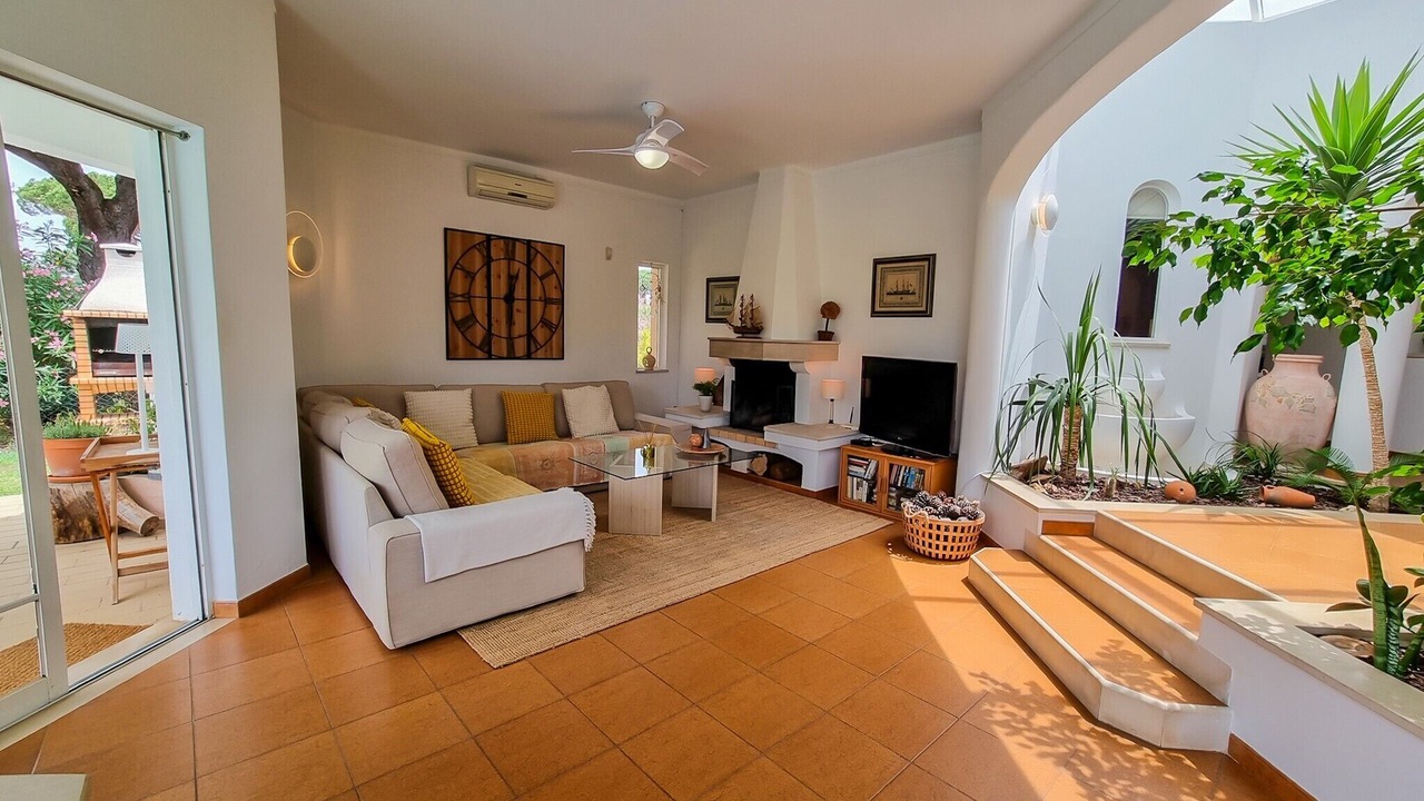 Photo of Livingroom in Quarteira