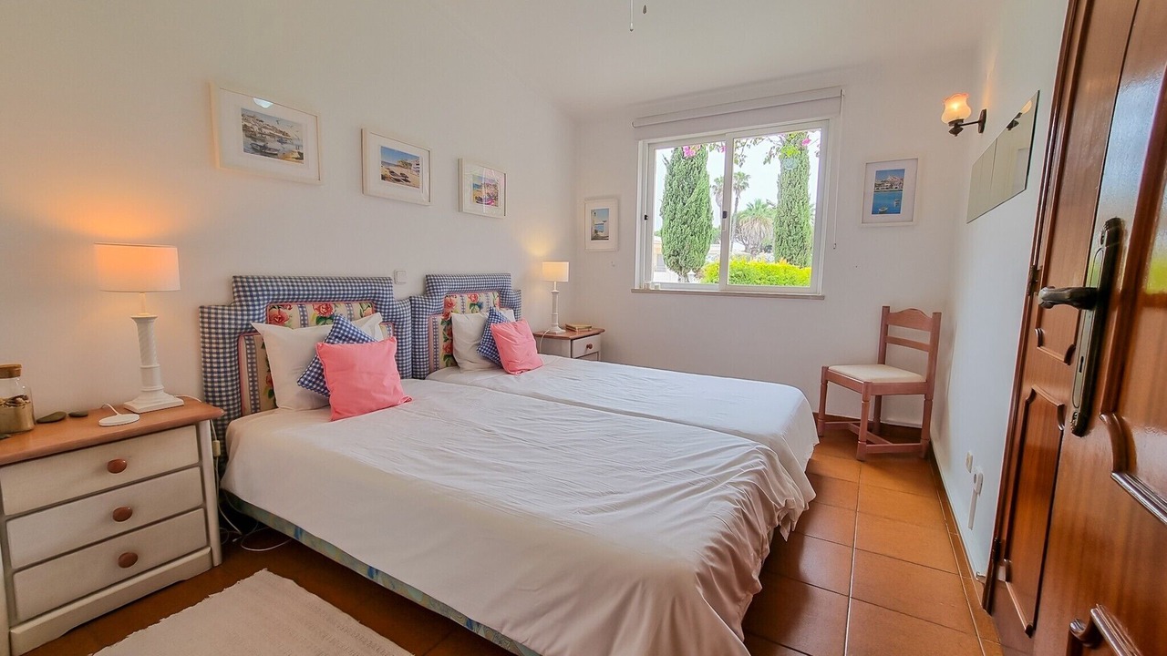 Photo of Bedroom in Quarteira
