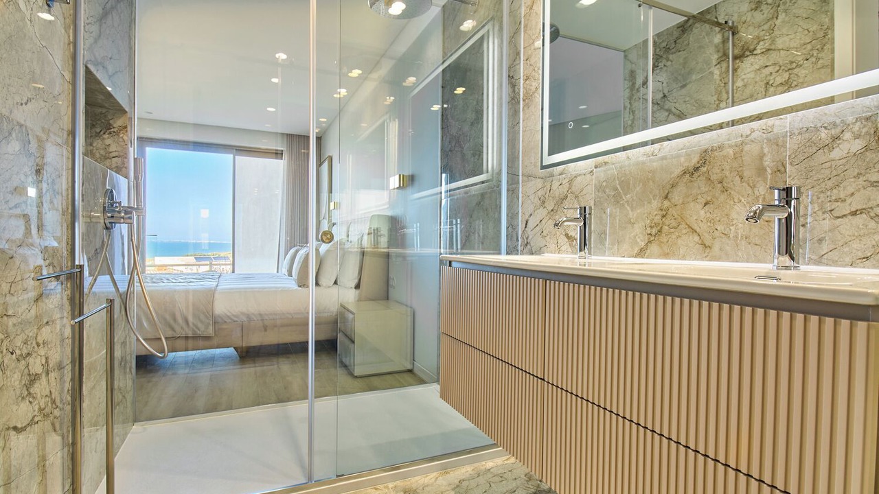 Photo of Bathroom in Atalaia
