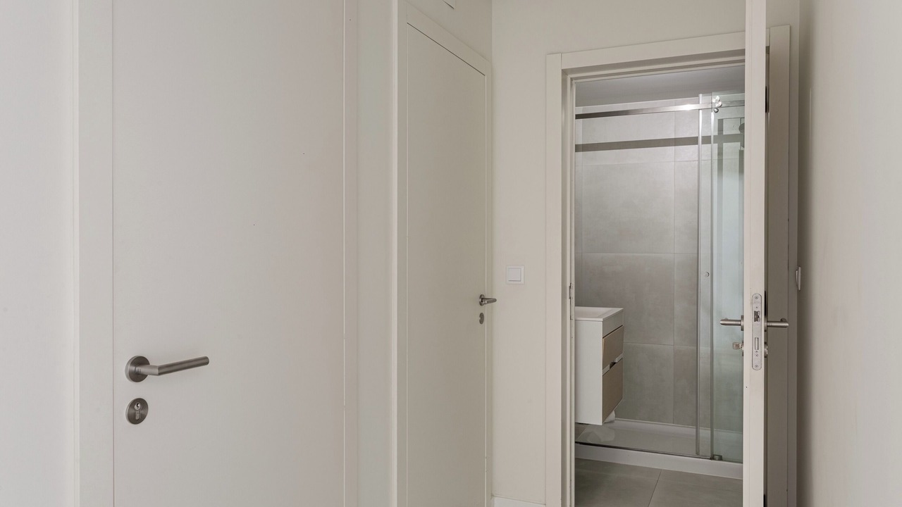 Photo of Bathroom in Linda-a-Velha