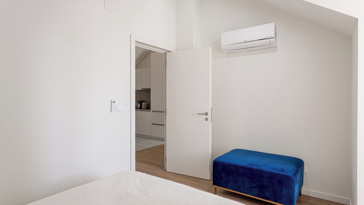 Photo of Bedroom in Linda-a-Velha