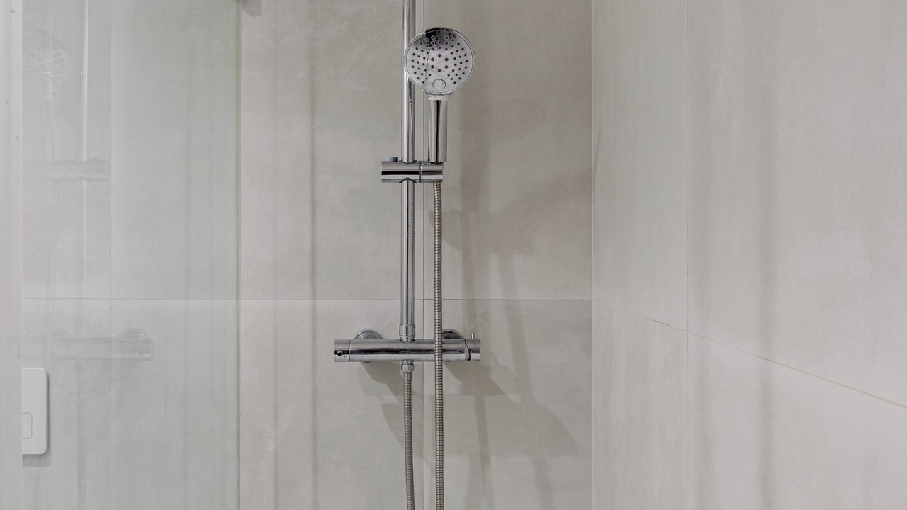 Photo of Bathroom in Linda-a-Velha