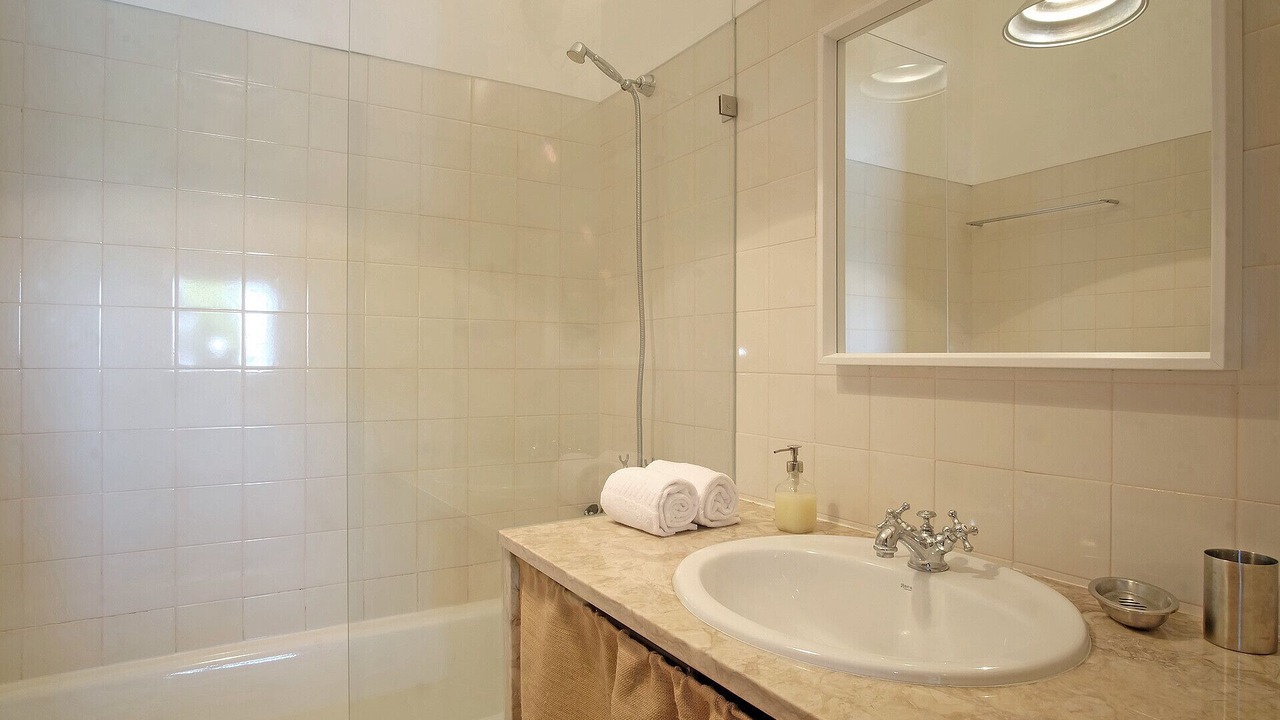Photo of Bathroom in Almoinha