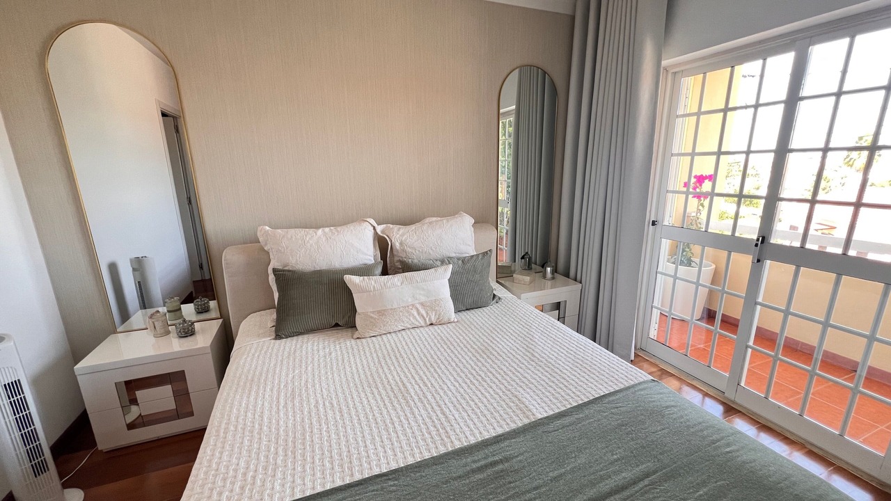 Photo of Bedroom in Charneca de Caparica e Sobreda