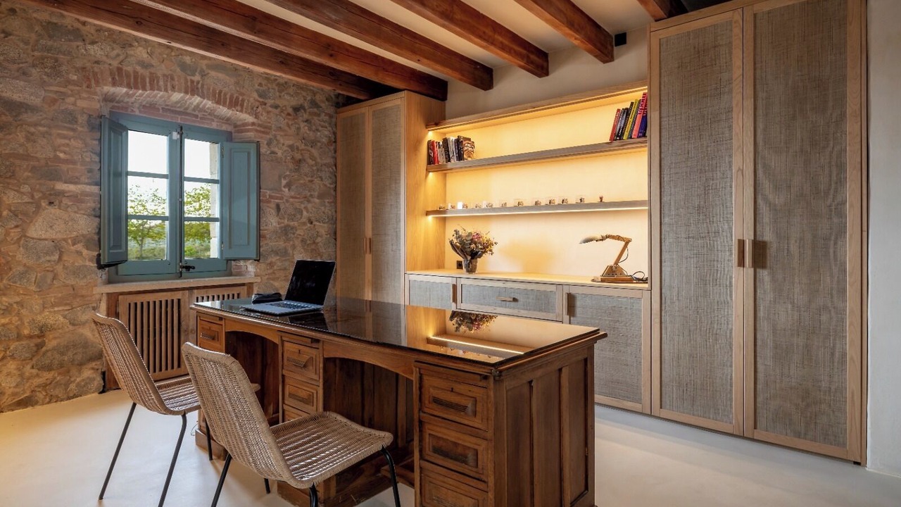 Photo of Others in Tiana