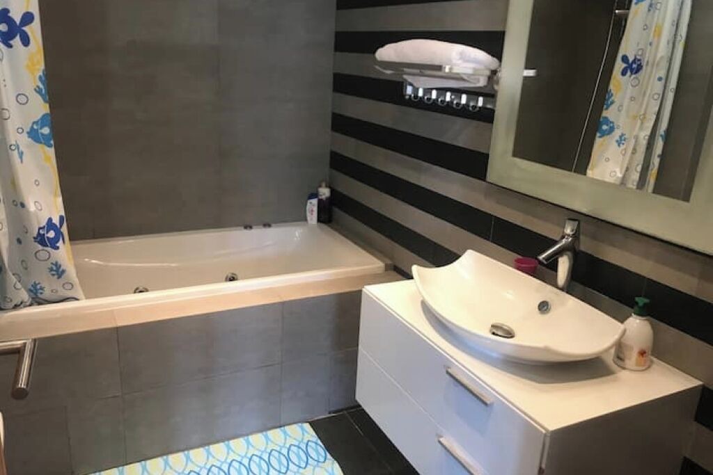 Photo of Bathroom in SOUR JDID