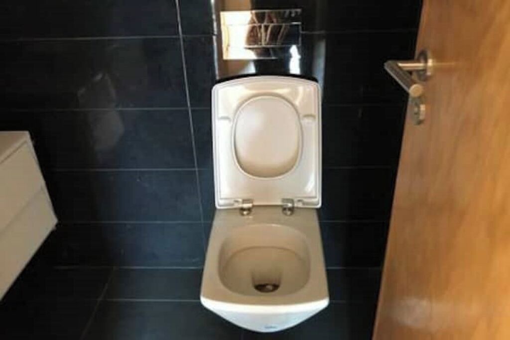 Photo of Bathroom in SOUR JDID