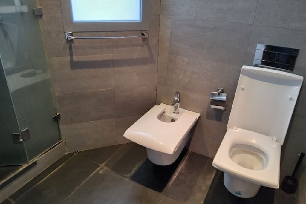 Photo of Bathroom in SOUR JDID