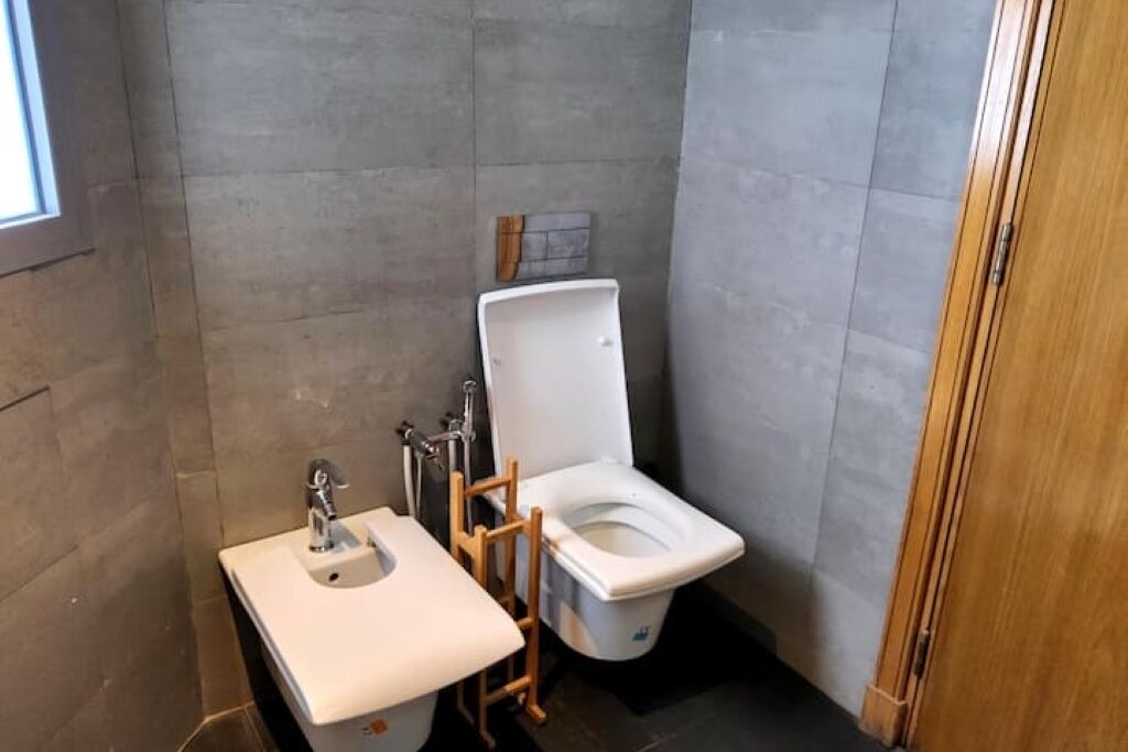 Photo of Bathroom in SOUR JDID