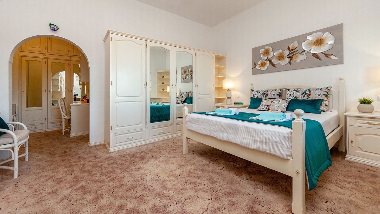 Photo of Bedroom in Monchique