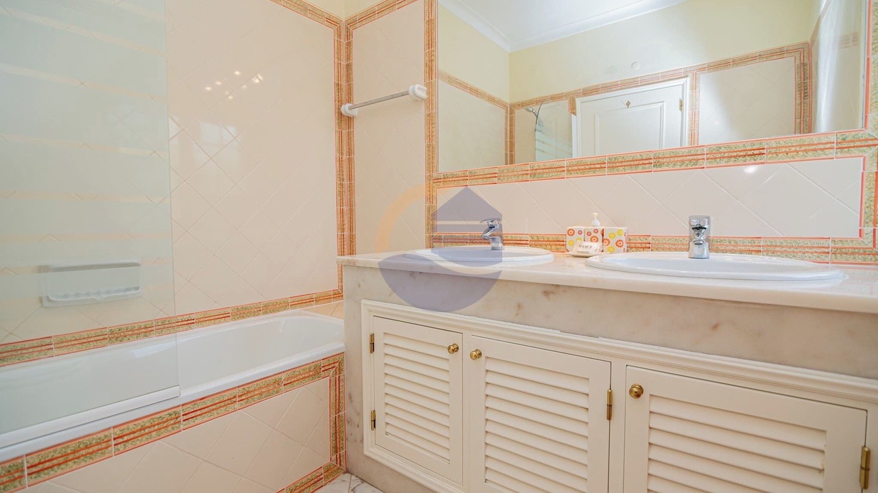 Photo of Bathroom in Portimao