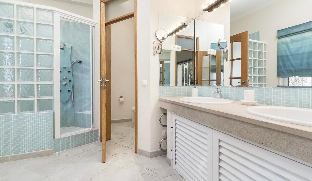 Photo of Bathroom in Sao Clemente
