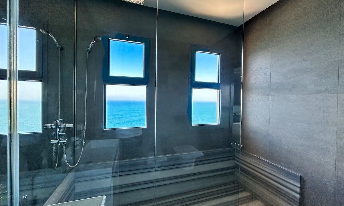 Photo of Bathroom in SOUR JDID