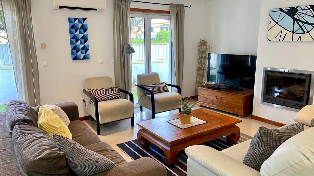 Photo of Livingroom in Ericeira