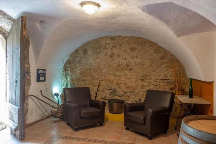 Photo of Others in Boadella i les Escaules