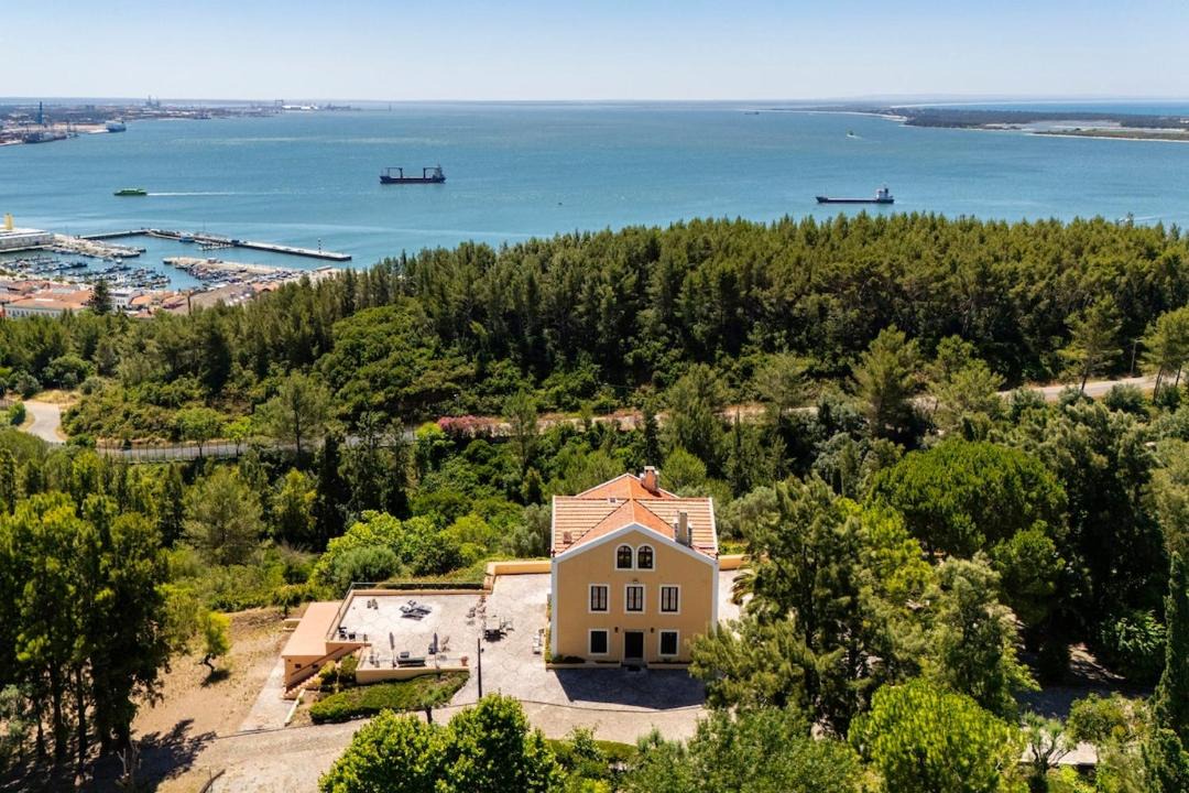 Photo of Others in Setubal