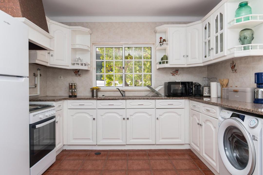 Photo of Kitchen in Lagoa de Albufeira