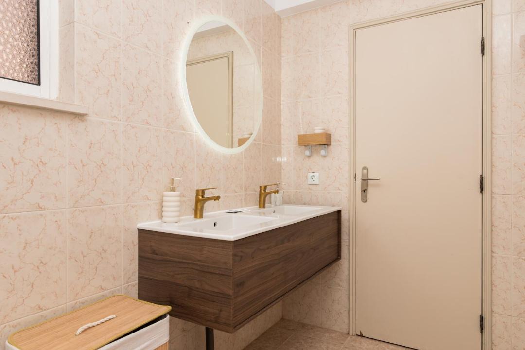 Photo of Bathroom in Lagoa de Albufeira