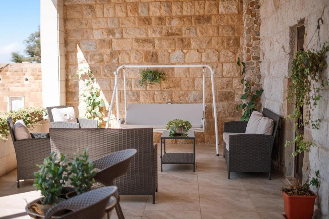 Photo of Patio Balcony in Ehden