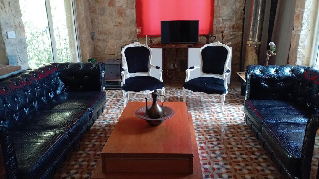 Photo of Livingroom in Deir al Qamar