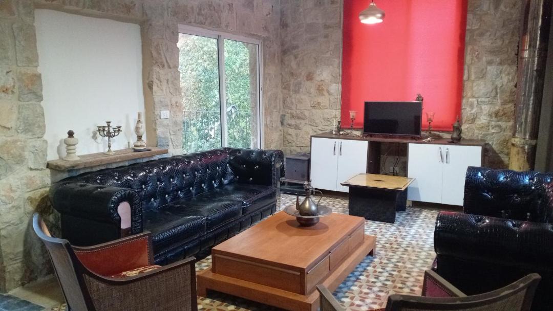 Photo of Livingroom in Deir al Qamar