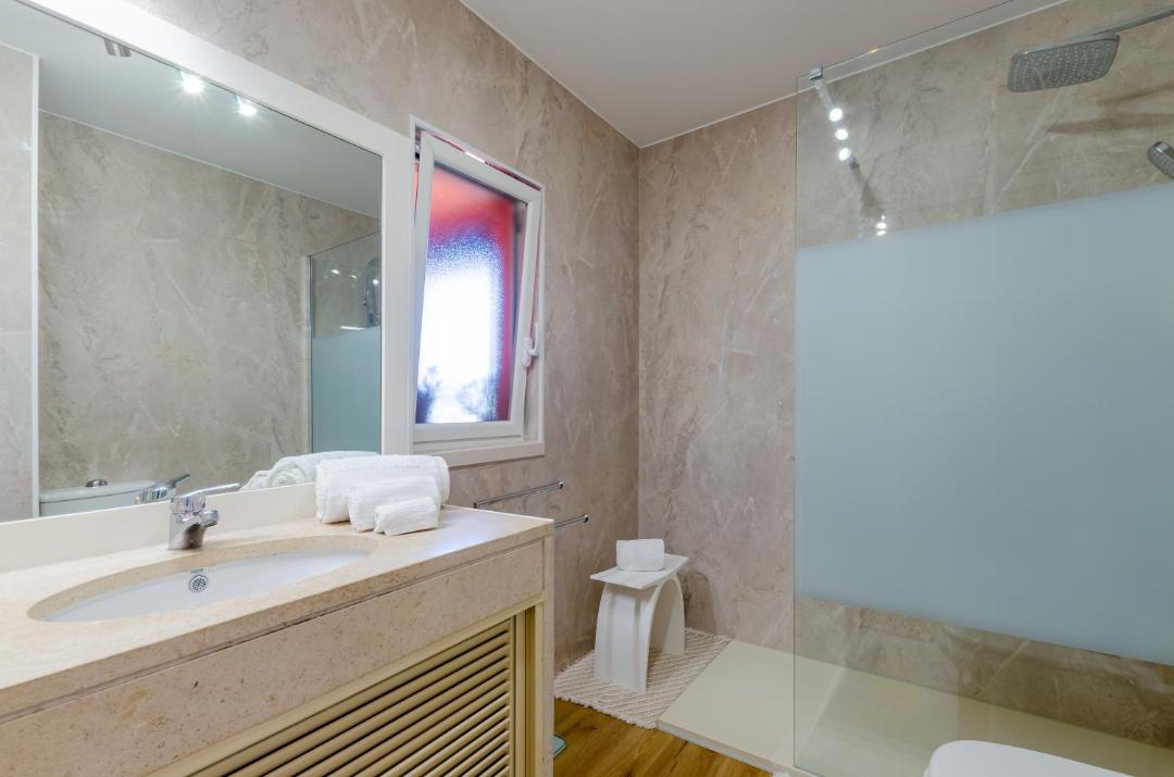 Photo of Bathroom in Charneca de Caparica e Sobreda
