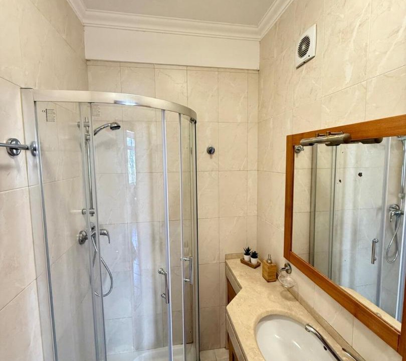Photo of Bathroom in Paco De Arcos