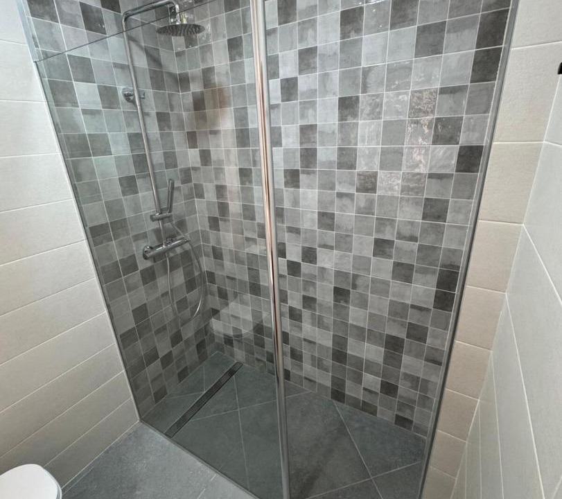 Photo of Bathroom in Linda-a-Velha