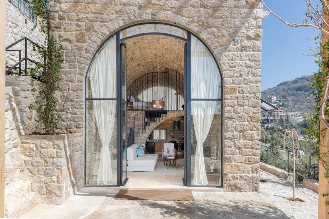 Photo of Others in Kfardebian