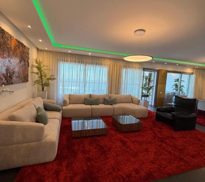 Photo of Livingroom in SOUR JDID
