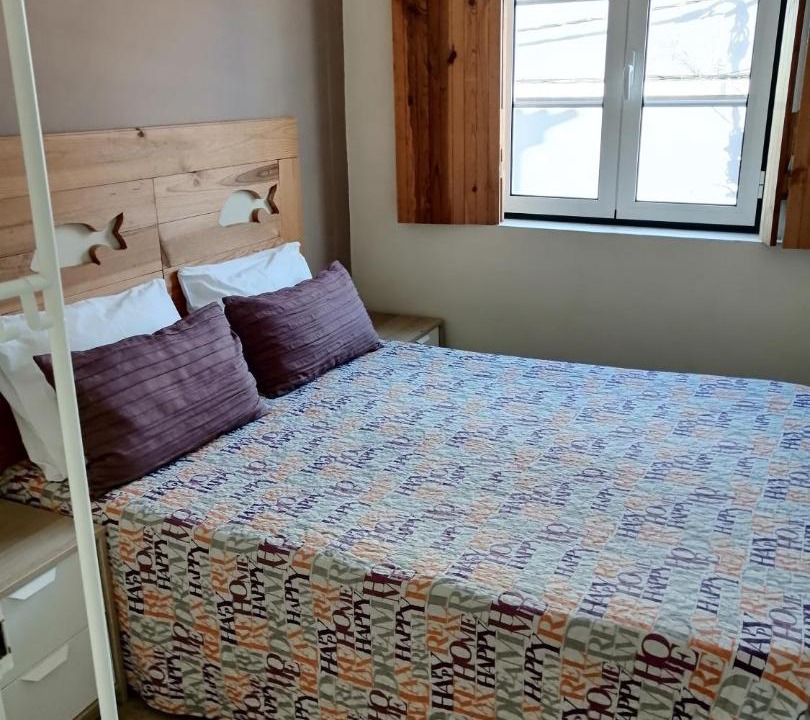 Photo of Bedroom in Setubal