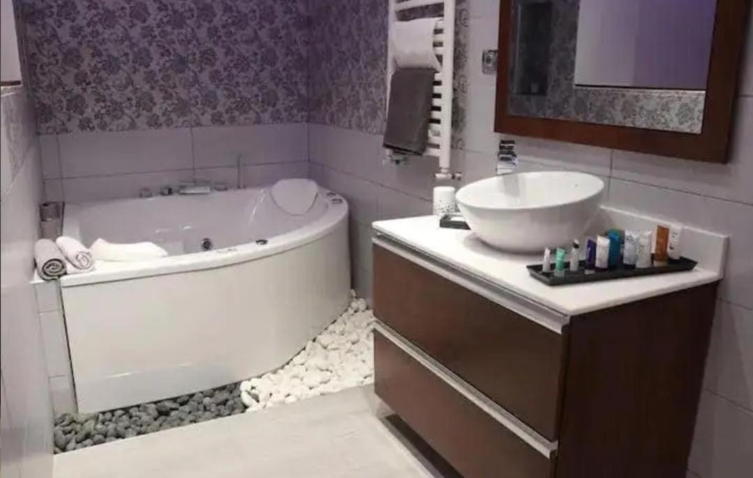 Photo of Bathroom in Mers Sultan