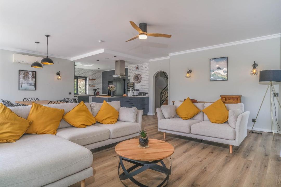 Photo of Livingroom in Albardeira