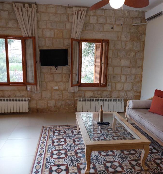 Photo of Others in Kfardebian