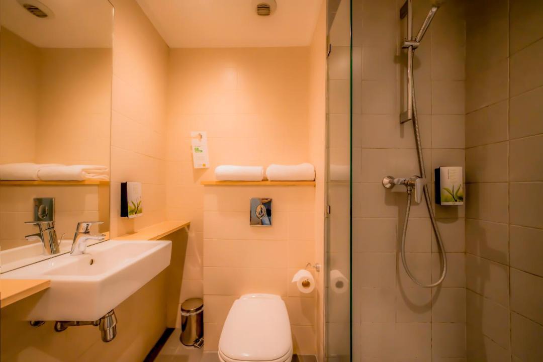 Photo of Bathroom in Belvedere