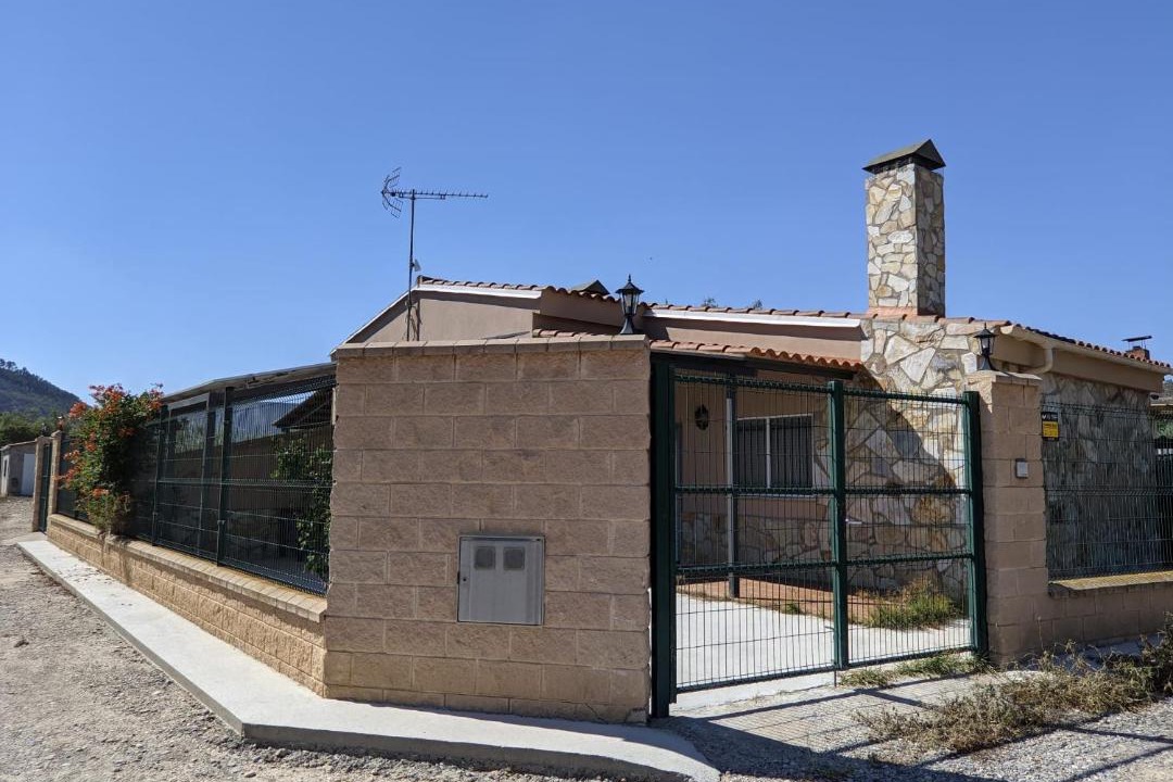 Photo of Buildings in Mequinenza
