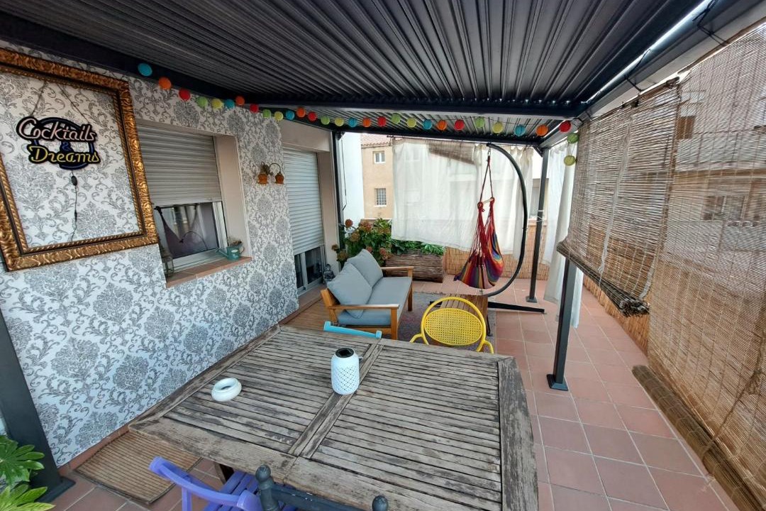 Photo of Patio Balcony in Montblanc