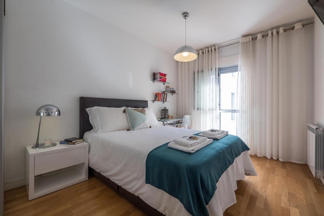 Photo of Bedroom in Parque das Nacoes