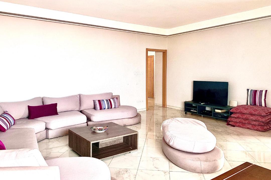 Photo of Livingroom in SOUR JDID
