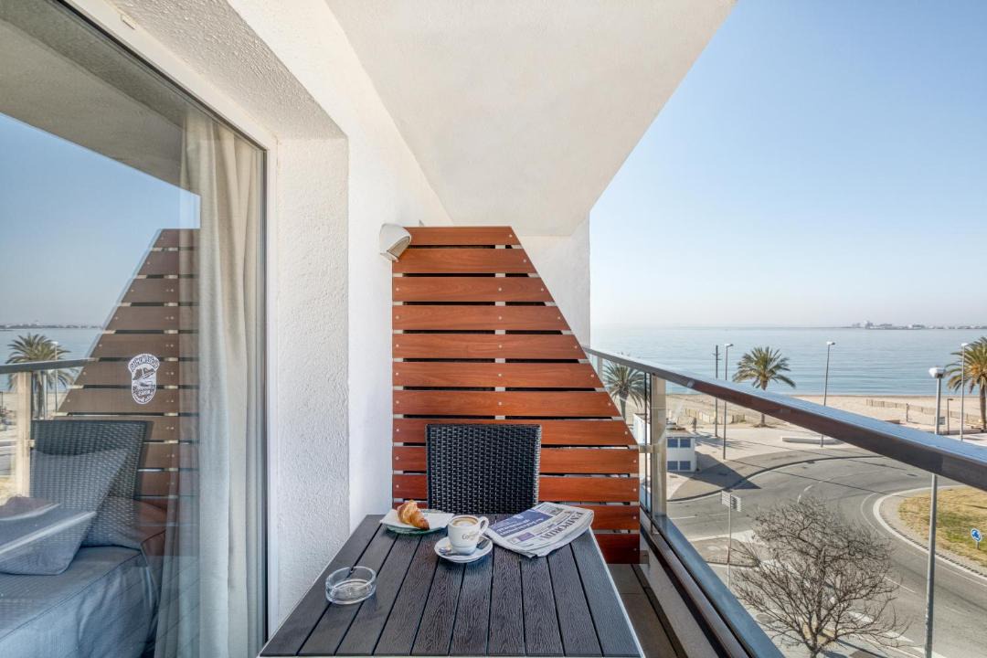 Photo of Patio Balcony in Roses Town Center