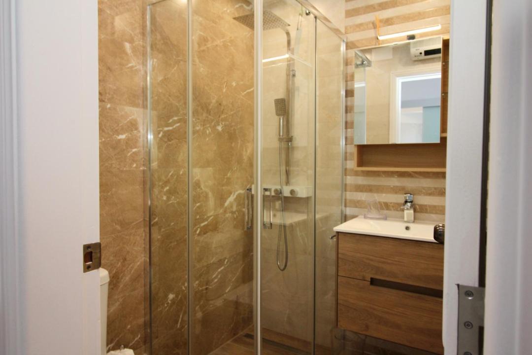 Photo of Bathroom in Gale