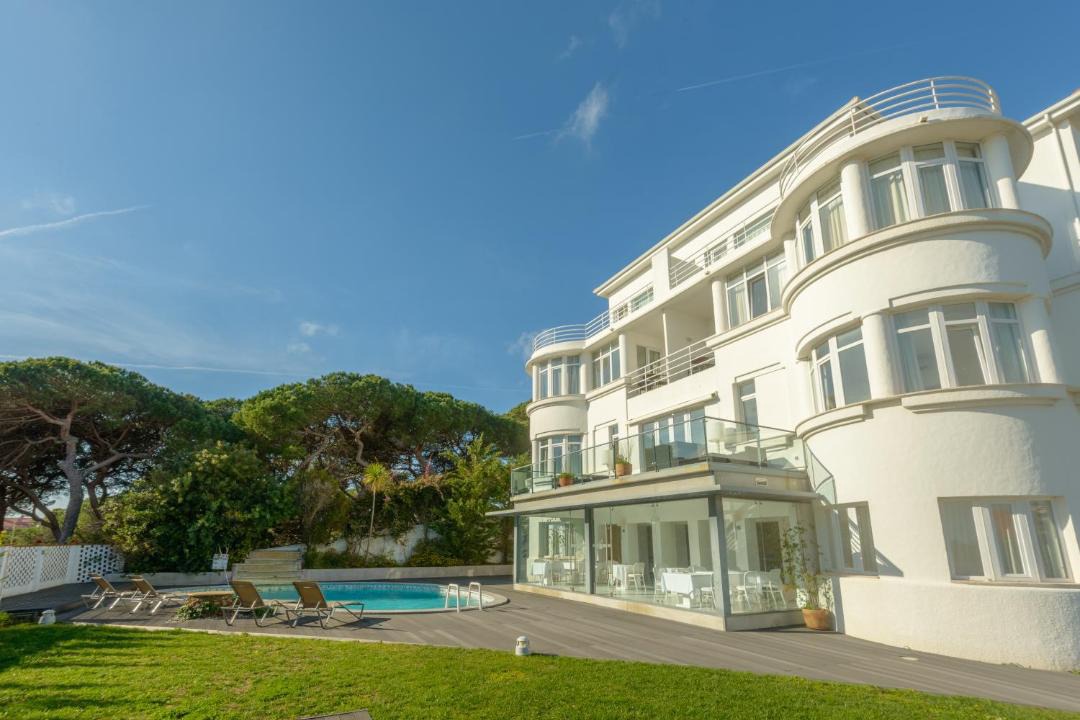 Photo of Others in Estoril