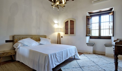 Classic Double Room, 1 Queen Bed, Pets Allowed, Garden View