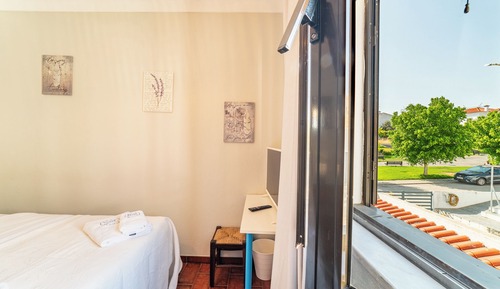 Classic Double Room (5)