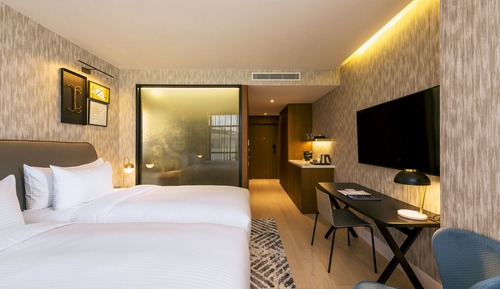 Premium Room