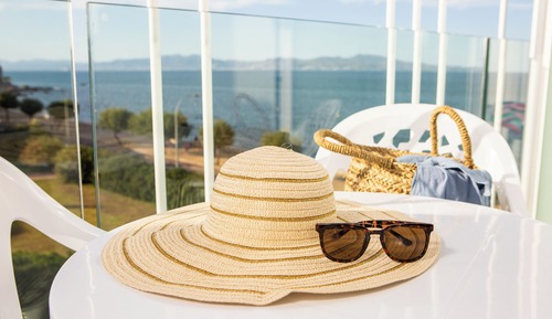 Room, Partial Sea View (1 adult + 1child)